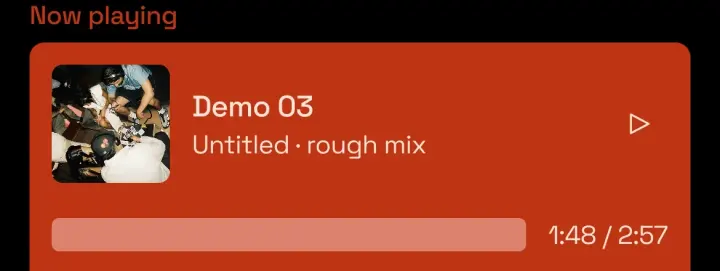 Music player: a demo playing in the drive